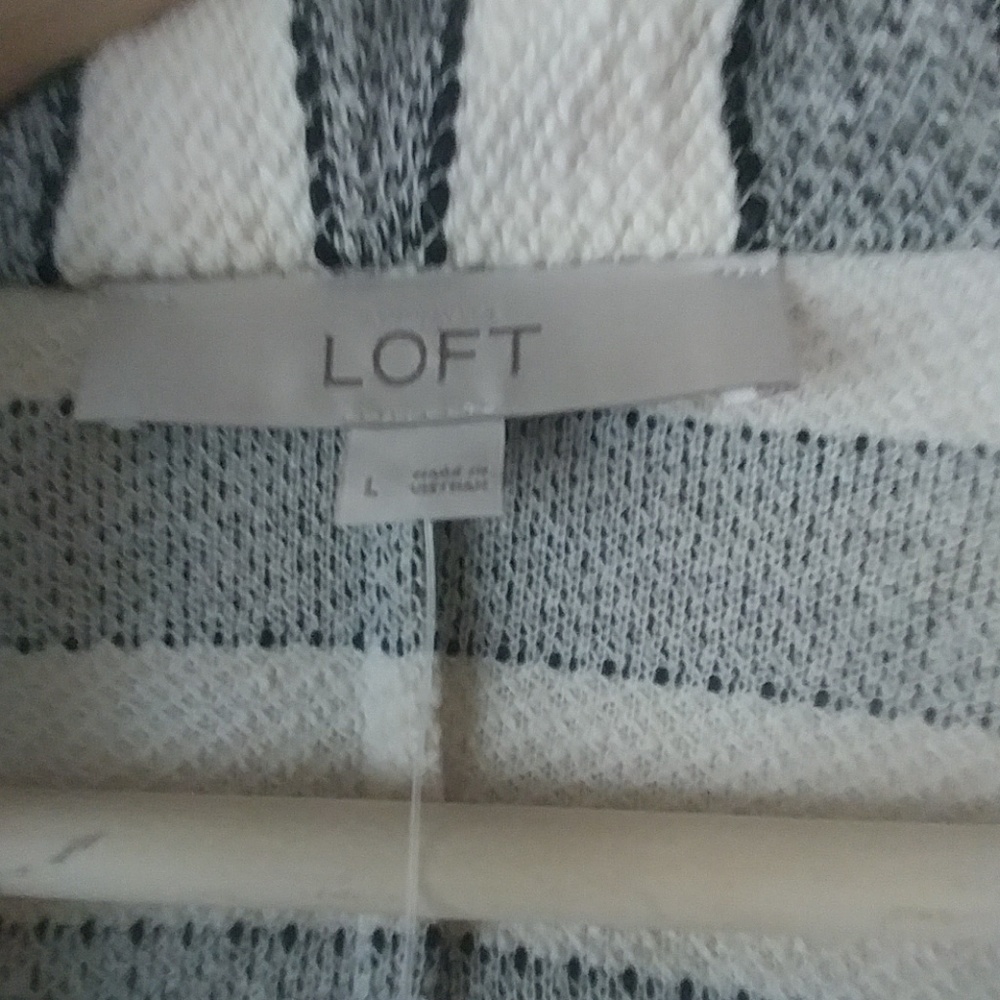 Cardigan - Picture 3 of 5